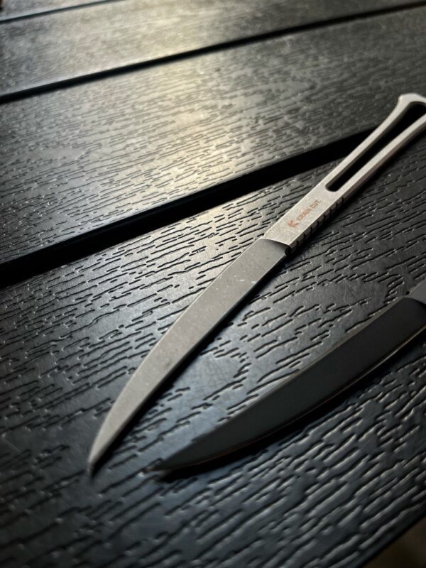 KistoChKa (Bone) – Compact Fixed Blade Knife 3 KistoChKa (Bone) – Compact Fixed Blade Knife