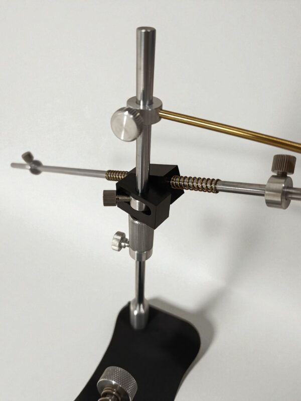 Slip knot for Falcon sharpener